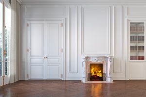Parquet vicino al camino