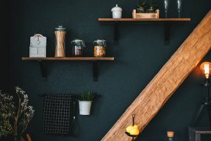 Come smaltire il parquet: riutilizzare creativamente il legno