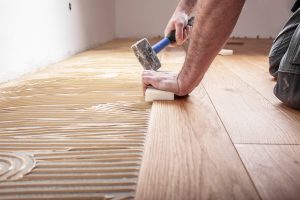 Installazione del parquet sul massetto