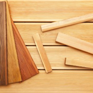 Parquet in tonalità naturali come tendenza per il decking