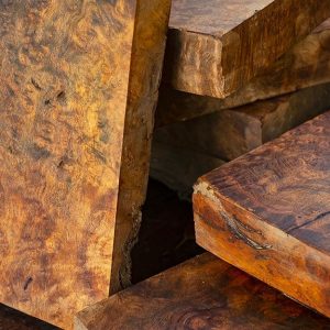 Tavole di radica di legno di afzelia