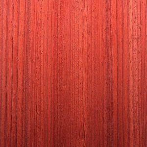 Dettaglio della texture del legno di padouk