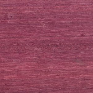 Dettaglio di una tavola di legno di amaranto