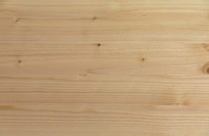 Primo piano sul caratteristico pattern del legno di abete rosso